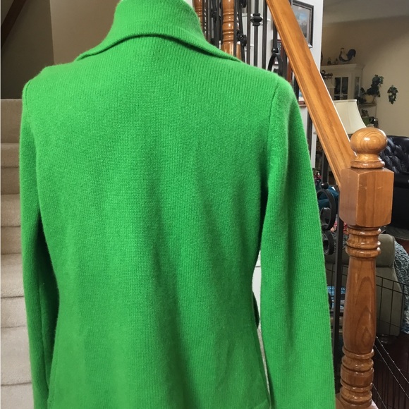 Beautiful Green Cashmere short cardigan - Picture 3 of 4